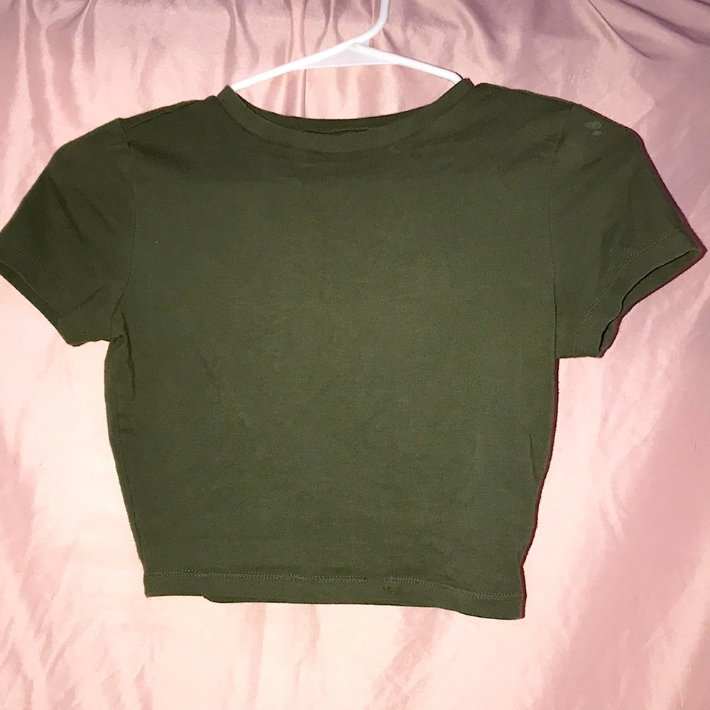 Dark green cropped top. Size Medium. Lightly worn